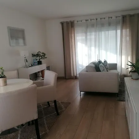 Double Avec Salle De Bain Commune, A 2 Min De La Croisette * Cannes